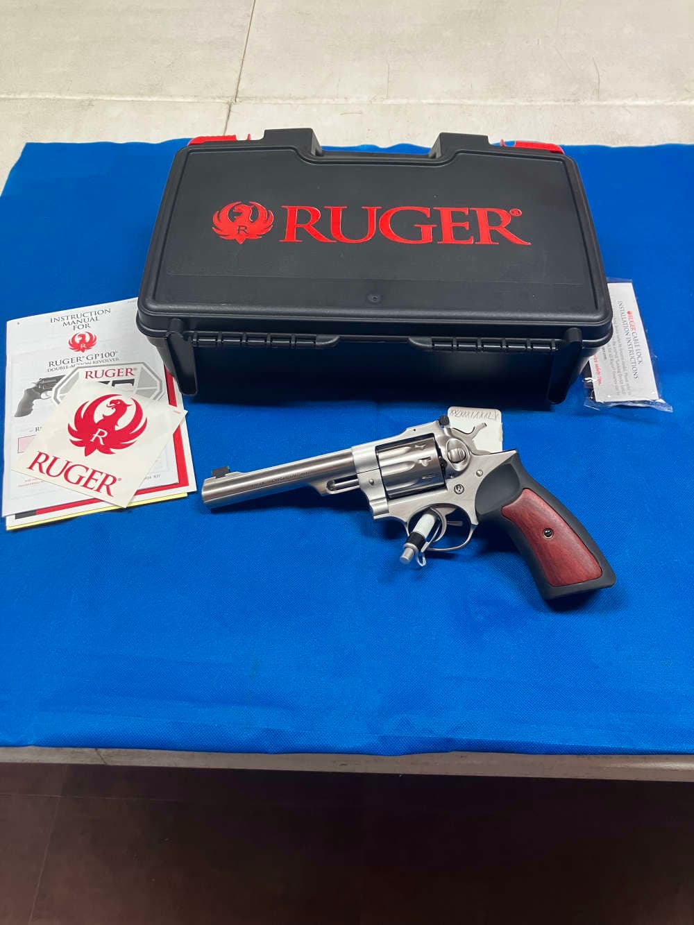 Ruger GP100 22 10 Shot